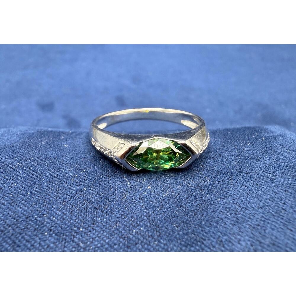 1CT Green Marquise Moissanite Sterling Silver Ring size 10